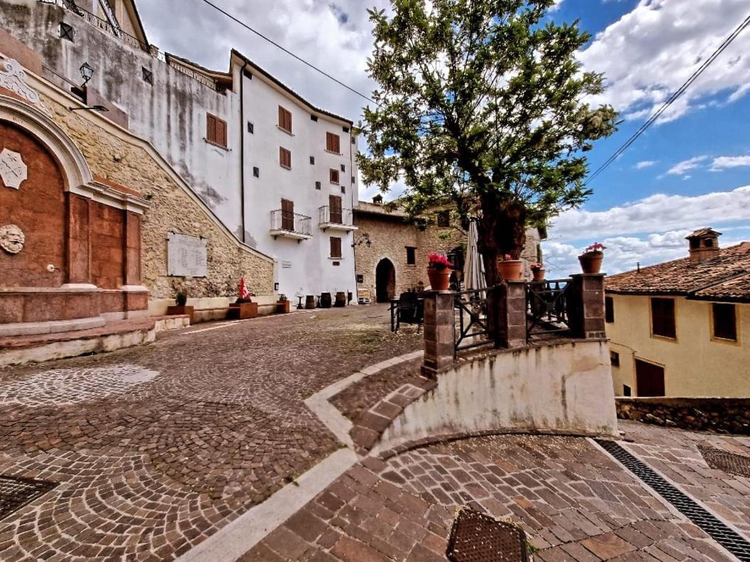 Apartament Il Sentiero Poggio Bustone Zewnętrze zdjęcie